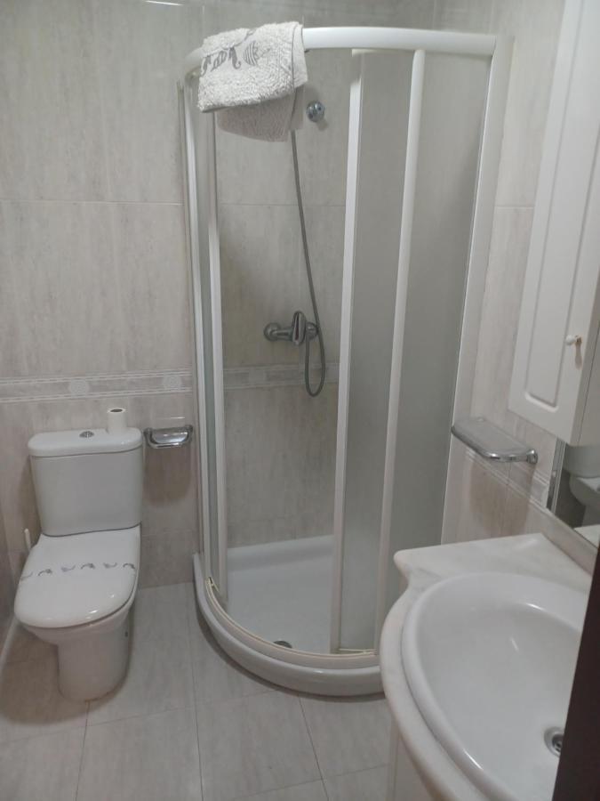 Hotel 2 De Mayo 2 Xinzo de Limia Dış mekan fotoğraf
