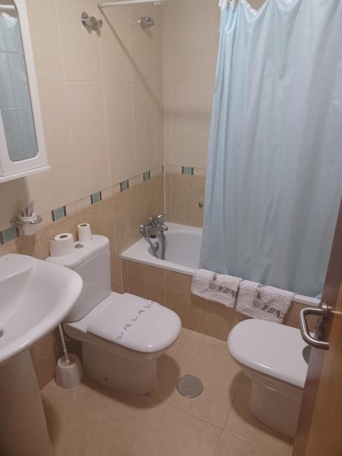 Hotel 2 De Mayo 2 Xinzo de Limia Dış mekan fotoğraf